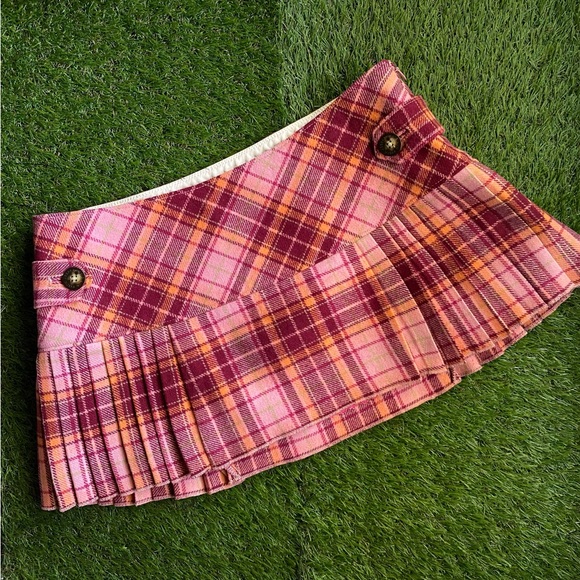 Pink Abercrombie & Fitch plaid skirt - Picture 1 of 14